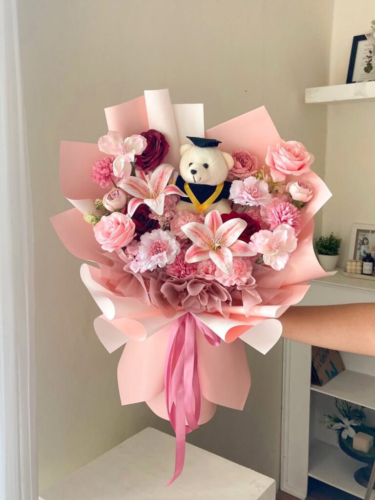 Rekomendasi buket artificial yang cocok untuk hadiah dari Rain Bouquet
